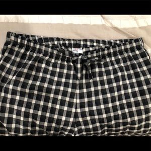 Vineyard Vines PJ bottoms